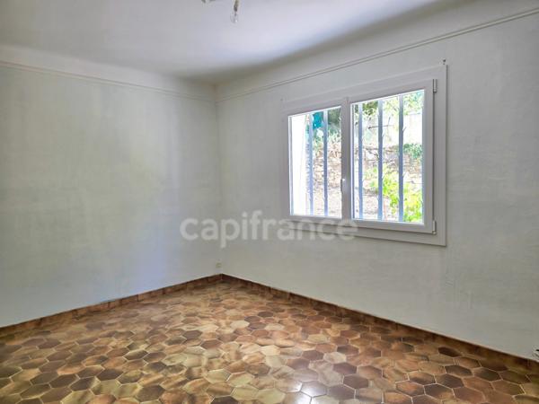 Maison à vendre 5 pièces CEYRESTE (13)Terrain 1000 m2 4 chambres, garage et sous-sol