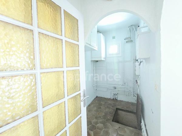 Maison à vendre 5 pièces CEYRESTE (13)Terrain 1000 m2 4 chambres, garage et sous-sol