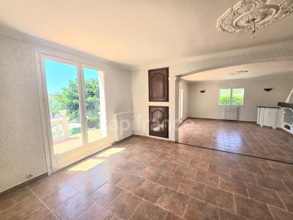 Maison à vendre 5 pièces CEYRESTE (13)Terrain 1000 m2 4 chambres, garage et sous-sol