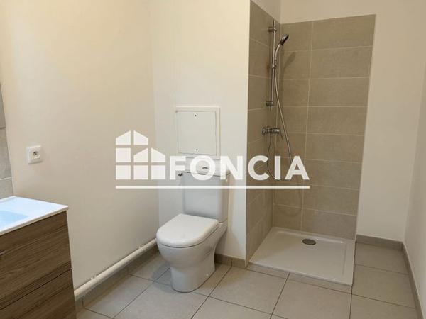 Location Appartement 2 pièces 42.4 m² - 2/8 RUE COLONEL FABIEN DU MOULIN BRULE Reims 51100