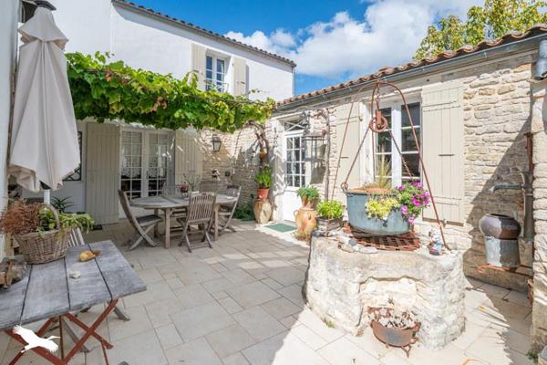 Maison à vendre 930 240 € Le Château-d'Oléron 9 p 218 m² DPE D