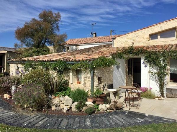 Maison à vendre 930 240 € Le Château-d'Oléron 9 p 218 m² DPE D