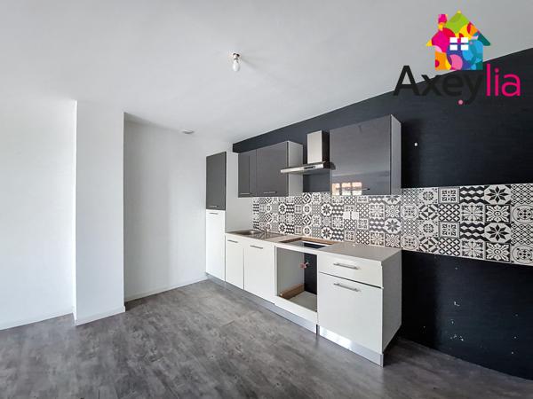 Saint-Haon-le-Vieux (42370) A VENDRE - MAISON AVEC TERRASSE ET GARAGE - SECTEUR RENAISON