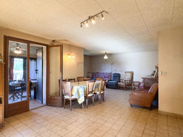 Maison individuelle de plain-pied de 110m2 sur 2735m2 de terrain