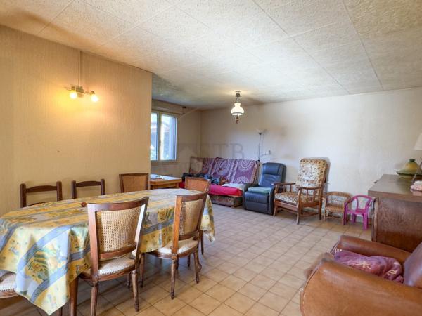 Maison individuelle de plain-pied de 110m2 sur 2735m2 de terrain