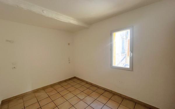 Appartement à louer    3 pièces •  Manosque