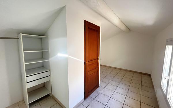 Appartement à louer    3 pièces •  Manosque