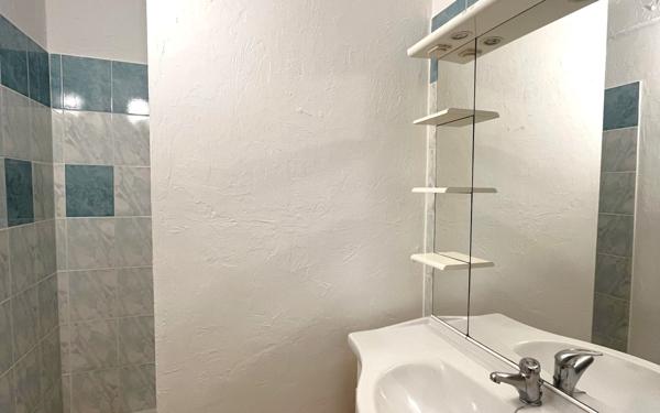 Appartement à louer    3 pièces •  Manosque