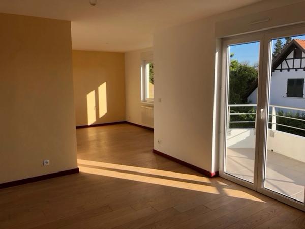 Sur les hauteurs de ERNOLSHEIM BRUCHE (67) - 3 Pièces -