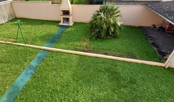 Grande Maison à vendre 6 pièces, 4 chambres, 2 s d'eau, 2 WC, garage et jardin ANGOULEME (16)