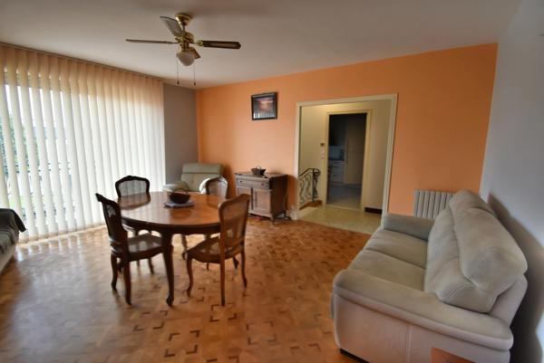 Grande Maison à vendre 6 pièces, 4 chambres, 2 s d'eau, 2 WC, garage et jardin ANGOULEME (16)