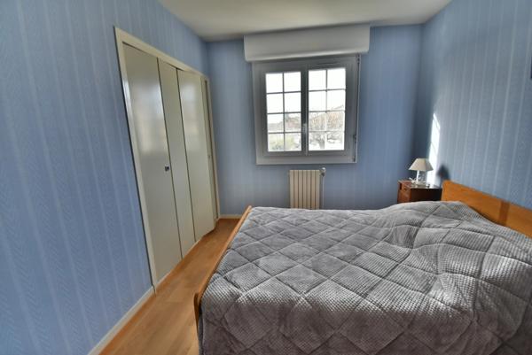 Grande Maison à vendre 6 pièces, 4 chambres, 2 s d'eau, 2 WC, garage et jardin ANGOULEME (16)