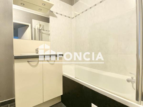 Location Appartement 2 pièces 47.63 m² - 11-13 RUE GAMBETTA Briey 54150