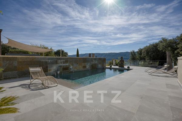 Maison d'architecte de 413 m2 avec vue panoramique