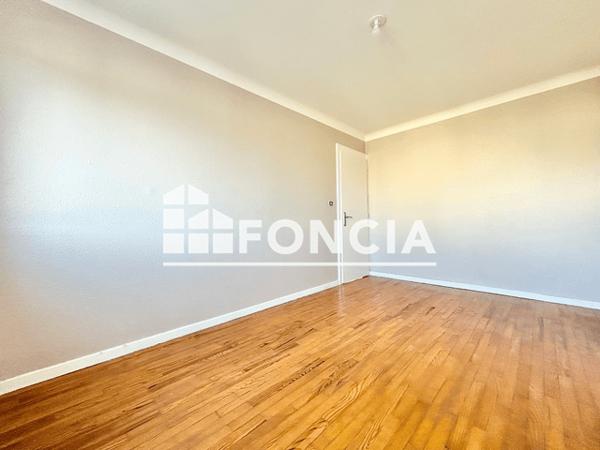Location Appartement 3 pièces 69.9 m² - 62 RUE DE FRESCATY Montigny Les Metz 57950