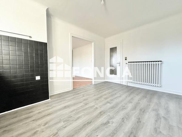 Location Appartement 3 pièces 69.9 m² - 62 RUE DE FRESCATY Montigny Les Metz 57950