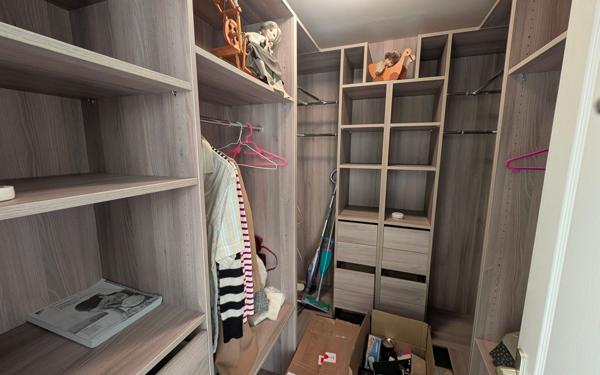 Appartement à vendre    3 pièces • 94,46 m2 Six-Fours-les-Plages