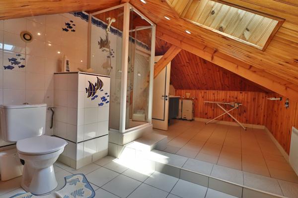 Maison Francheville 8 pièces 156 m2 5 chambres sur un grand terrain de 1790m²