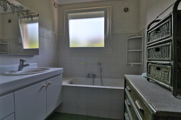 Maison Francheville 8 pièces 156 m2 5 chambres sur un grand terrain de 1790m²