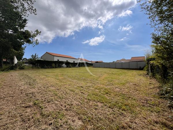 Terrain Saint Mathurin 708 m2