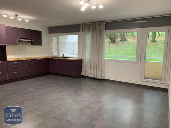 Appartement à louer 4 pièces 79.25m² Noisy-le-Grand (93160)