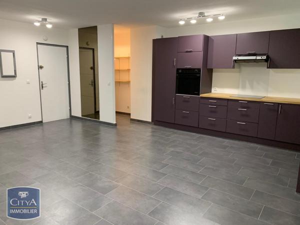 Appartement à louer 4 pièces 79.25m² Noisy-le-Grand (93160)
