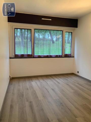 Appartement à louer 4 pièces 79.25m² Noisy-le-Grand (93160)