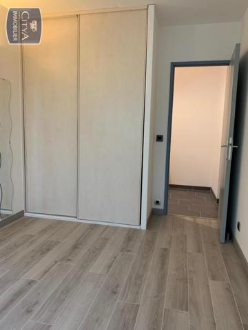 Appartement à louer 4 pièces 79.25m² Noisy-le-Grand (93160)