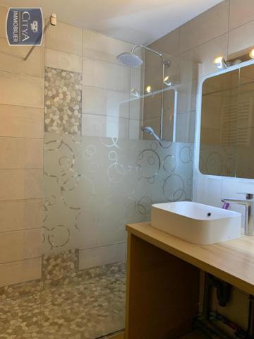 Appartement à louer 4 pièces 79.25m² Noisy-le-Grand (93160)