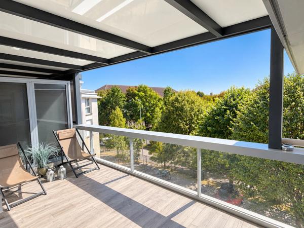 APPARTEMENT 3 CHAMBRES AVEC TERRASSE ET GARAGE