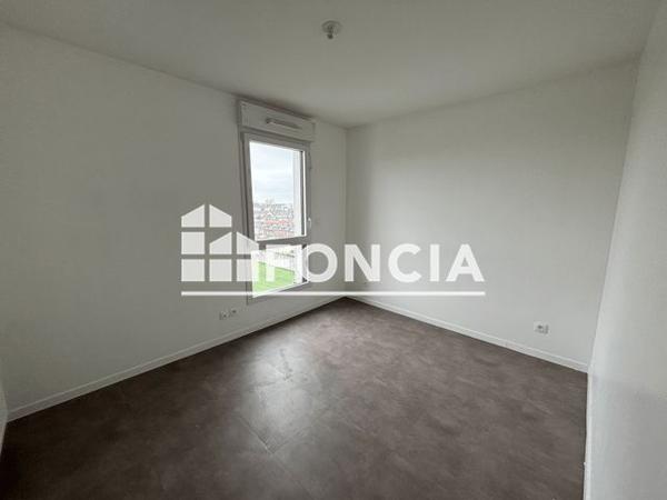 Location Appartement 4 pièces 88.72 m² - 21 RUE DE LA MOTTE Rouen 76100