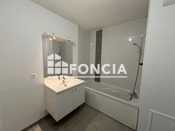 Location Appartement 4 pièces 88.72 m² - 21 RUE DE LA MOTTE Rouen 76100