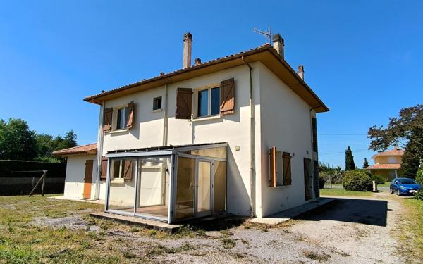 Maison à vendre    6 pièces •  Saint-Jean-de-Marsacq