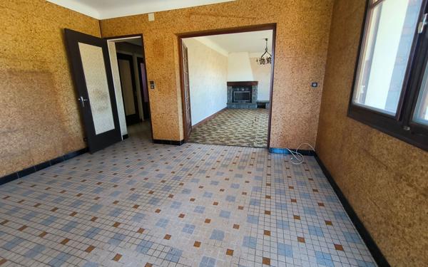 Maison à vendre    6 pièces •  Saint-Jean-de-Marsacq