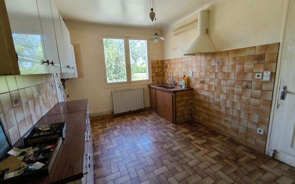 Maison à vendre    6 pièces •  Saint-Jean-de-Marsacq