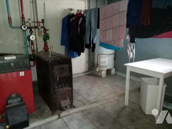 versant sud , jolie vue , pavillon traditionnel de 138,91 m² sur terrain de 668 m²