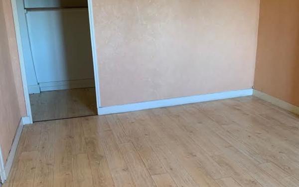 Appartement à vendre    2 pièces • 78,36 m2 Nevers