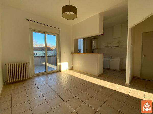 Appartement T3 , terrasse & stationnement - Salon De Provence Salon de provence