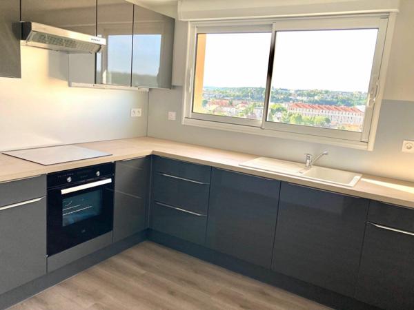 Appartement à louer    4 pièces •  Boulazac