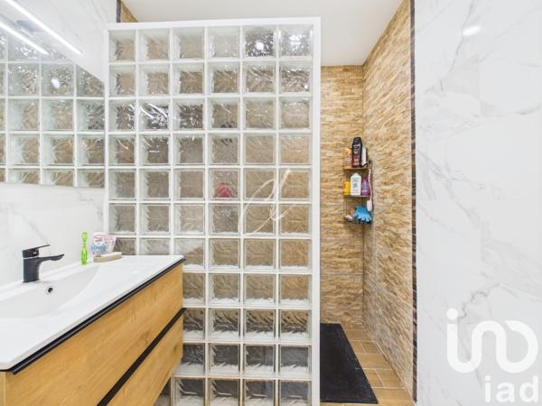 Maison à vendre 13 pièces 360 m² Villeneuve-la-Guyard