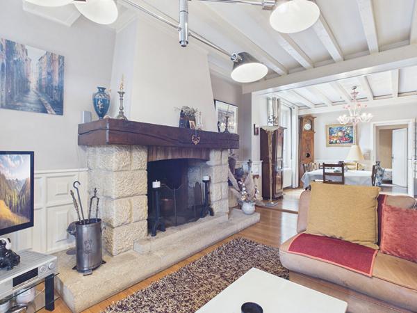 Propriété confidentielle aux portes de Lyon 8 quartier Moulin à vent