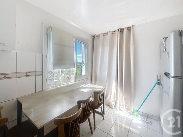 Appartement F5 à vendre  5 pièces - 95,27 m2 GARGES LES GONESSE - 95