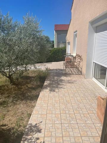Location                                                      Maison
                        
                     6 pièces                      97 m2                     à Aiglun