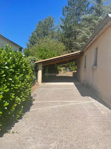 Location                                                      Maison
                        
                     6 pièces                      97 m2                     à Aiglun
