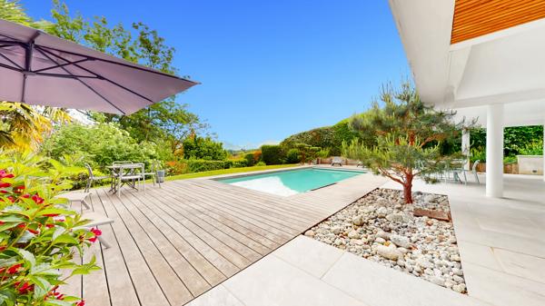 Maison Argonay 8 pièce(s) 219 m2