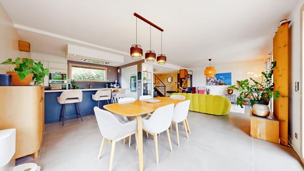 Maison Argonay 8 pièce(s) 219 m2