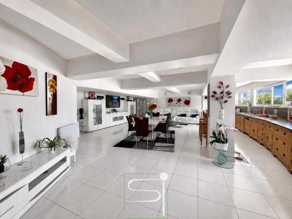 Appartement 6 pièce(s) 3 chambre(s) 193 m²
