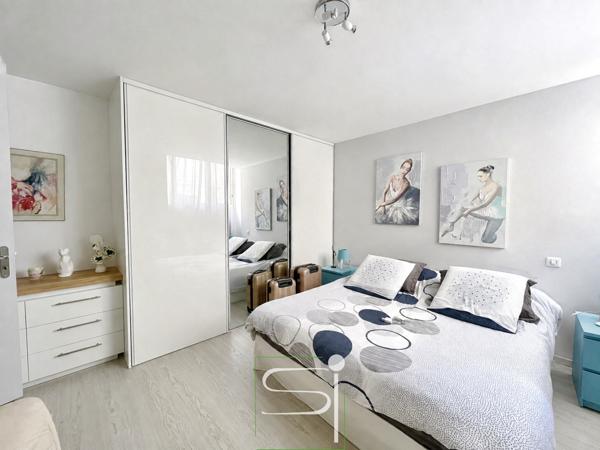 Appartement 6 pièce(s) 3 chambre(s) 193 m²