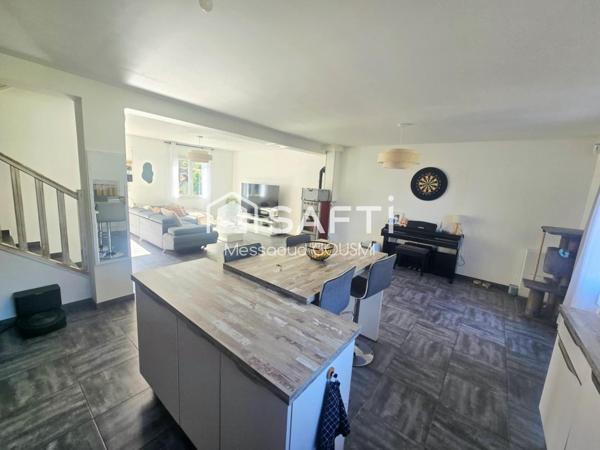 LA RICAMARIE – Maison récente 99 m² – Terrain plat 747 m² – Garage – Aucun travaux