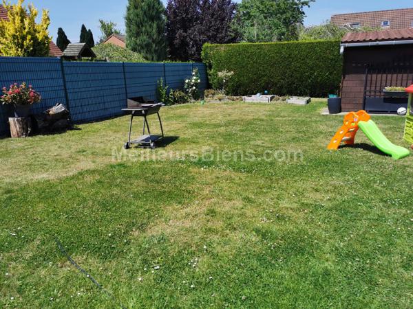 MAISON INDIVIDUELLE SEMI PLAIN PIED 3 CHAMBRES GARAGE JARDIN